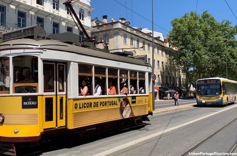 Eléctrico 15 tram, Lisbon