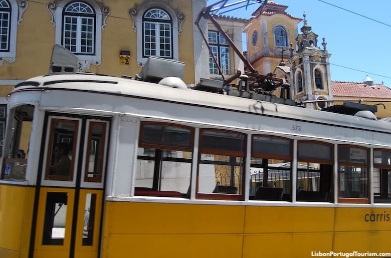 Eléctrico 25 tram, Lisbon
