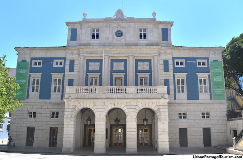 Teatro São Carlos, the Lisbon opera house.